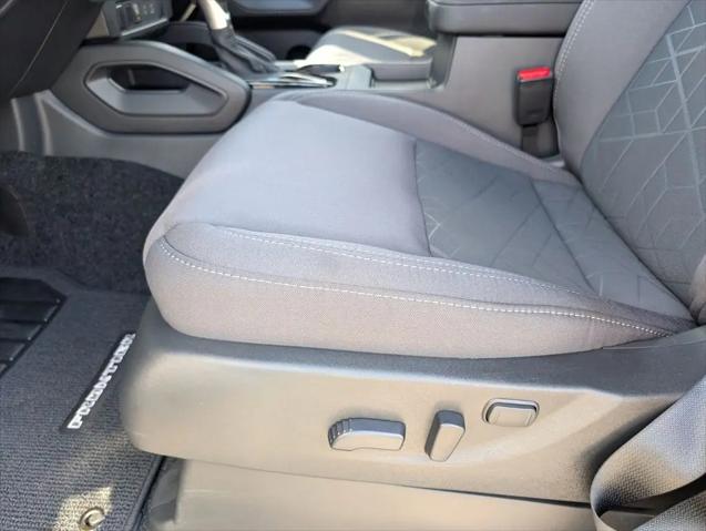 2026 Nissan Frontier Crew Cab SV 4x2