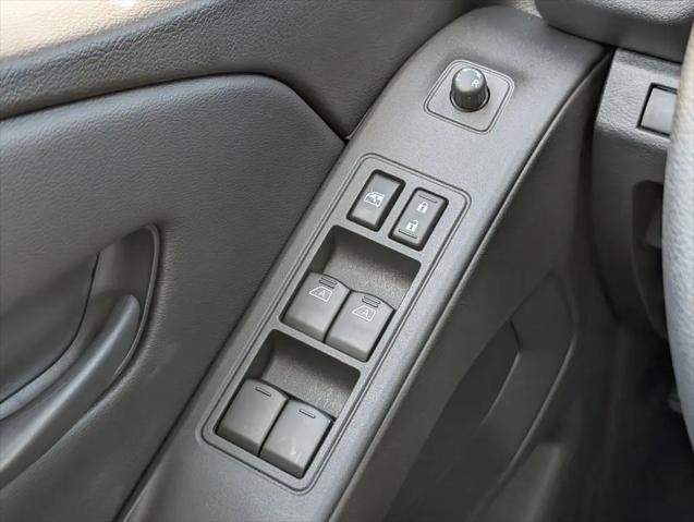 2026 Nissan Frontier Crew Cab SV 4x2