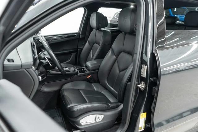 2023 Porsche Macan T