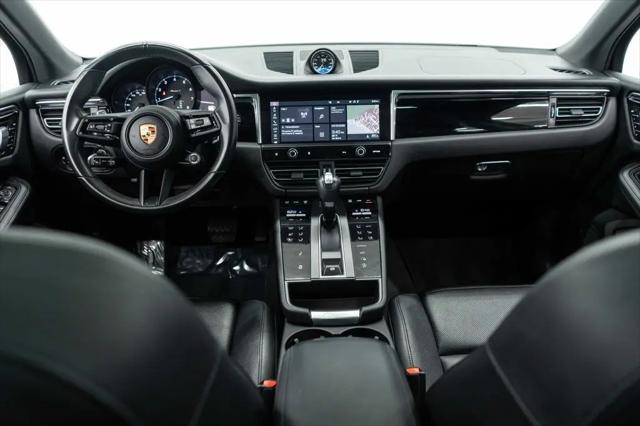 2023 Porsche Macan T