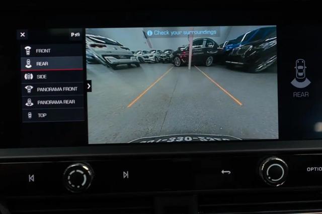 2023 Porsche Macan T