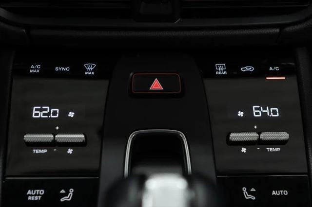 2023 Porsche Macan T