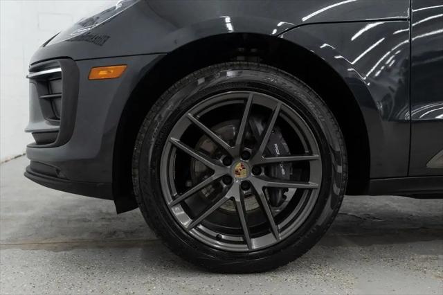 2023 Porsche Macan T