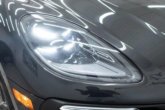 2023 Porsche Macan T
