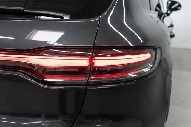 2023 Porsche Macan T