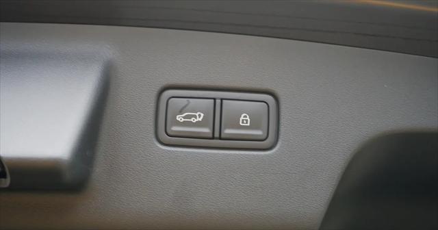 2026 Hyundai Palisade Hybrid SEL Premium 8P
