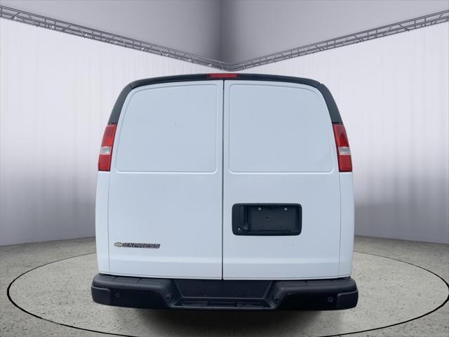 2021 Chevrolet Express Cargo Van RWD 3500 Regular Wheelbase WT
