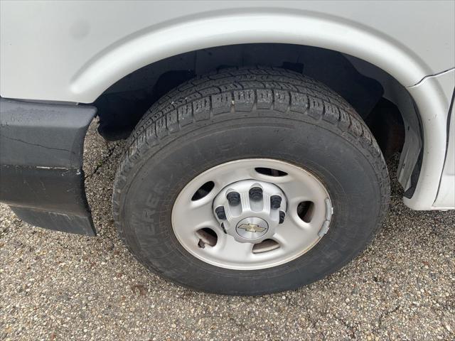 2021 Chevrolet Express Cargo Van RWD 3500 Regular Wheelbase WT
