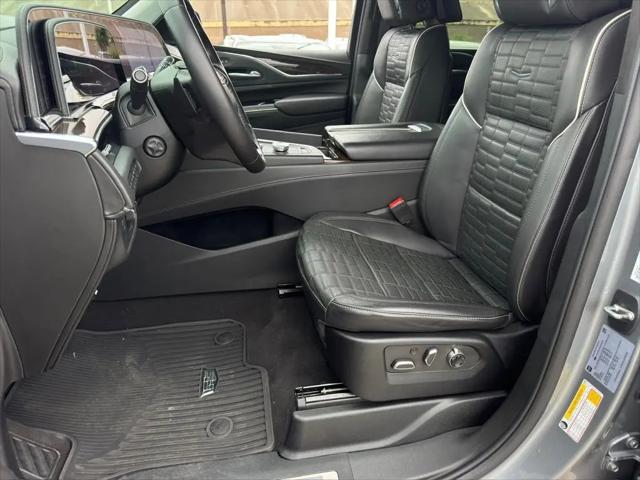 2023 Cadillac Escalade 4WD Sport Platinum