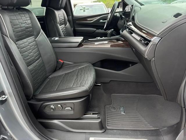 2023 Cadillac Escalade 4WD Sport Platinum