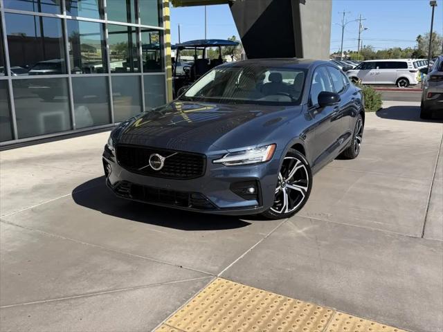 2025 Volvo S60 B5 Plus