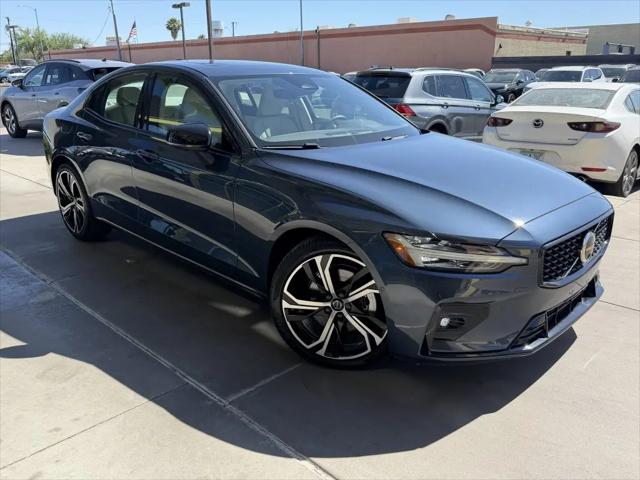2025 Volvo S60 B5 Plus
