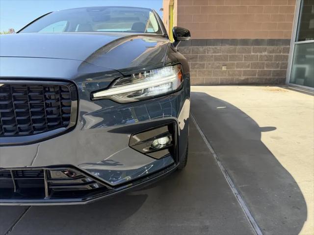 2025 Volvo S60 B5 Plus
