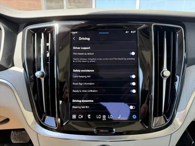 2025 Volvo S60 B5 Plus