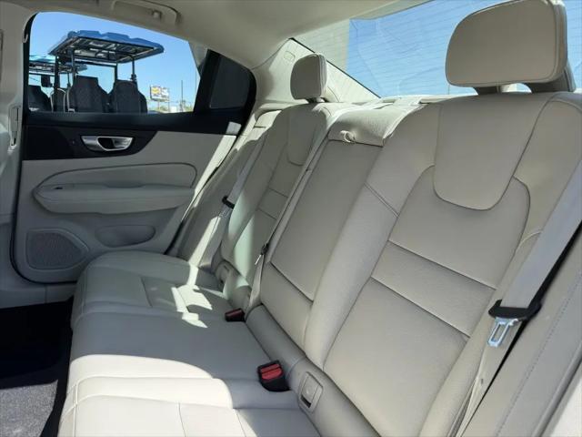 2025 Volvo S60 B5 Plus