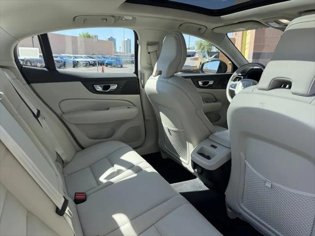 2025 Volvo S60 B5 Plus
