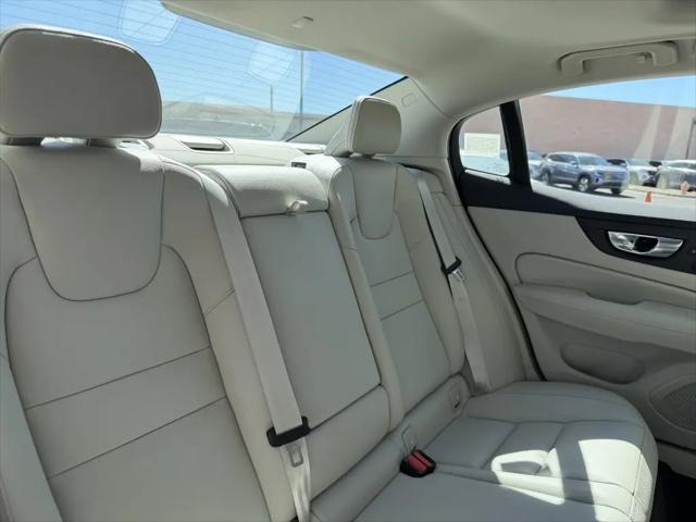 2025 Volvo S60 B5 Plus