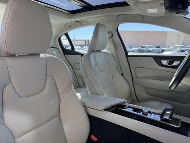 2025 Volvo S60 B5 Plus