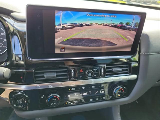 2026 Nissan Pathfinder SV