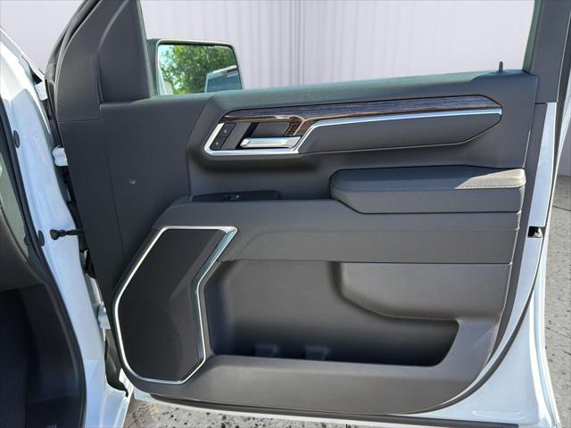 2026 GMC Sierra 3500HD Crew Cab, Long Bed, SLE, 4WD