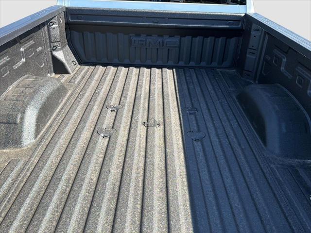 2026 GMC Sierra 3500HD Crew Cab, Long Bed, SLE, 4WD