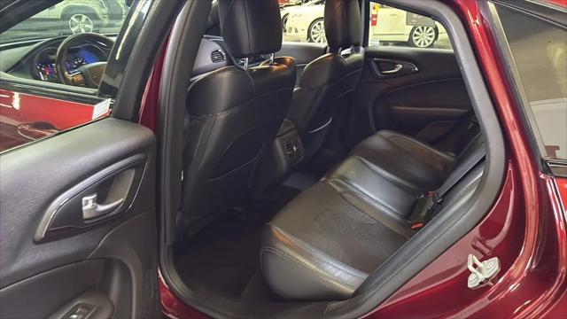 2015 Chrysler 200 S