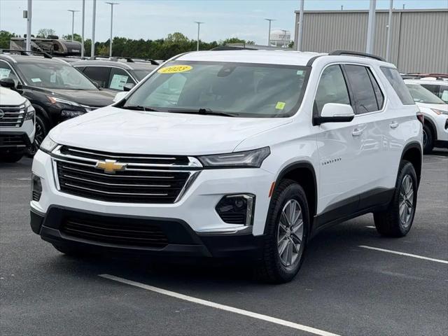 2023 Chevrolet Traverse FWD LT Cloth