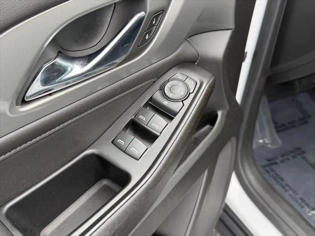 2023 Chevrolet Traverse FWD LT Cloth