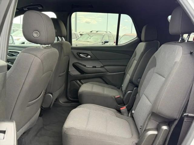 2023 Chevrolet Traverse FWD LT Cloth