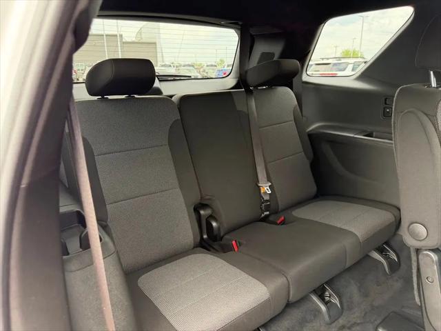 2023 Chevrolet Traverse FWD LT Cloth