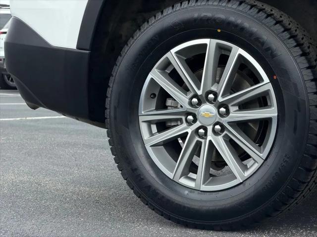 2023 Chevrolet Traverse FWD LT Cloth