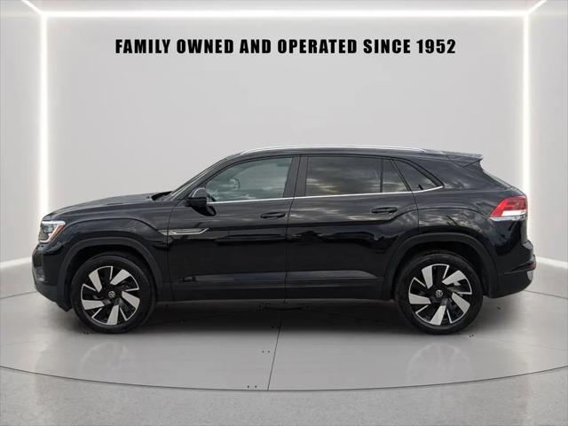 2026 Volkswagen Atlas Cross Sport SE with Technology