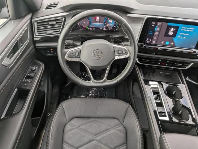 2026 Volkswagen Atlas Cross Sport SE with Technology