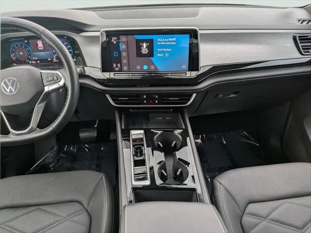 2026 Volkswagen Atlas Cross Sport SE with Technology