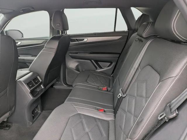 2026 Volkswagen Atlas Cross Sport SE with Technology