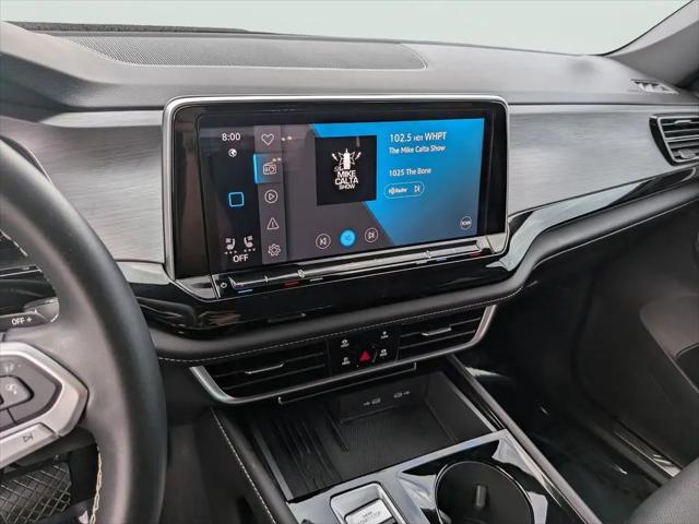 2026 Volkswagen Atlas Cross Sport SE with Technology