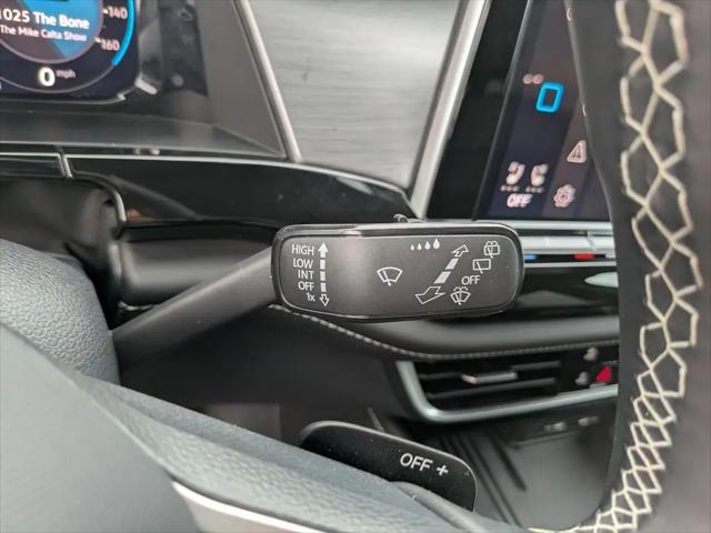 2026 Volkswagen Atlas Cross Sport SE with Technology