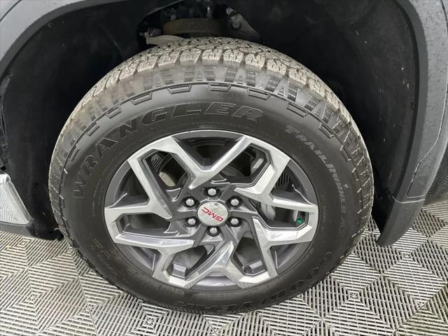 2024 GMC Sierra 1500 4WD Crew Cab Short Box SLT