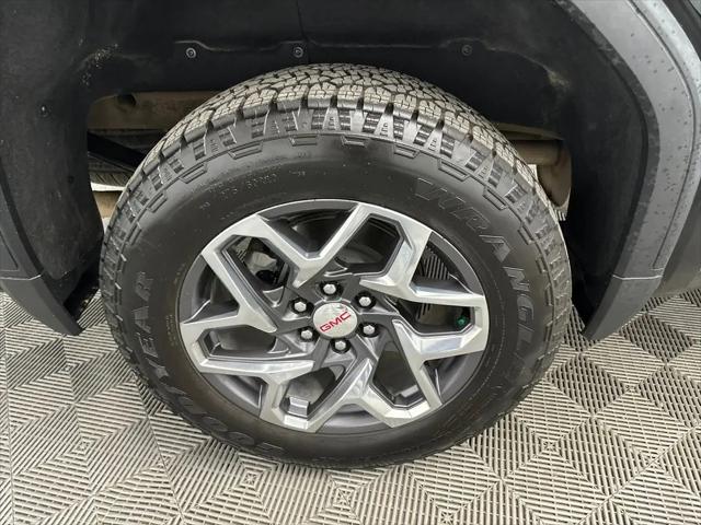 2024 GMC Sierra 1500 4WD Crew Cab Short Box SLT