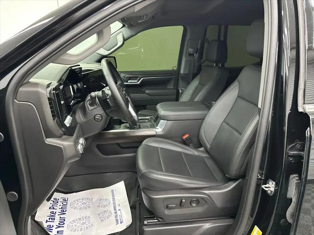2024 GMC Sierra 1500 4WD Crew Cab Short Box SLT