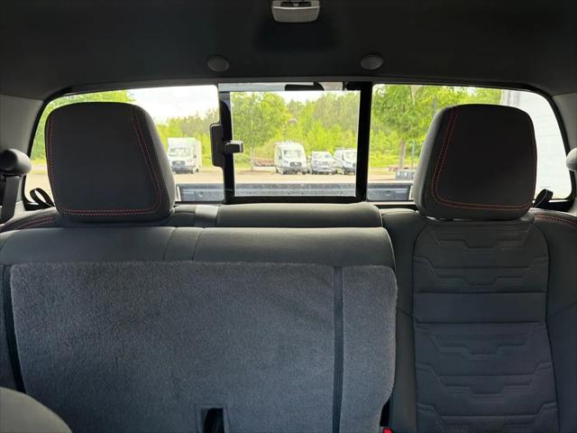 2025 Nissan Frontier Crew Cab PRO-4X 4x4