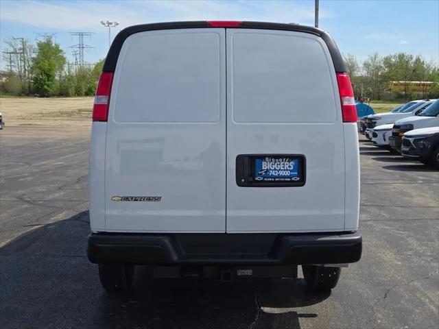 2026 Chevrolet Express Cargo Van 2500 Extended Wheelbase, WT, RWD