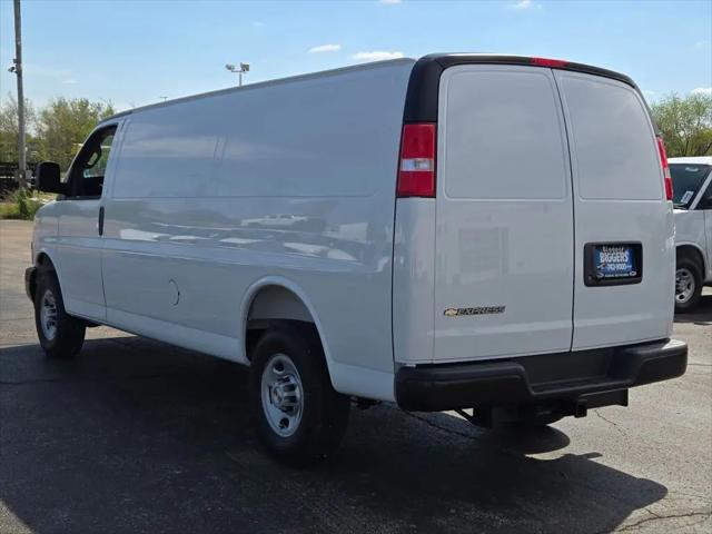 2026 Chevrolet Express Cargo Van 2500 Extended Wheelbase, WT, RWD
