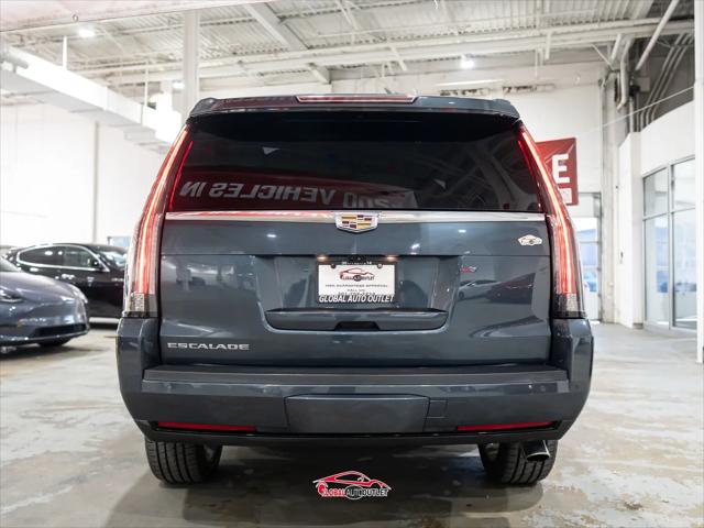 2020 Cadillac Escalade 4WD Luxury