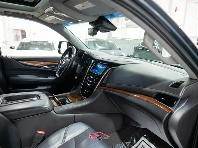 2020 Cadillac Escalade 4WD Luxury