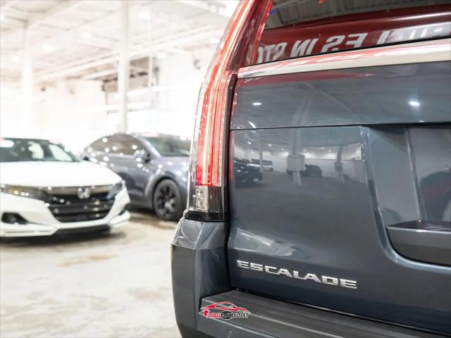 2020 Cadillac Escalade 4WD Luxury