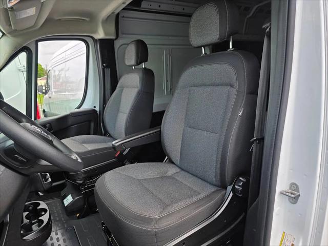 2023 Ram ProMaster Cargo Van High Roof 159" WB EXT