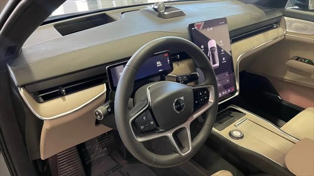 2025 Volvo X 90 Ultra, Twin Motor Performance, Fully electric, 7 Seats