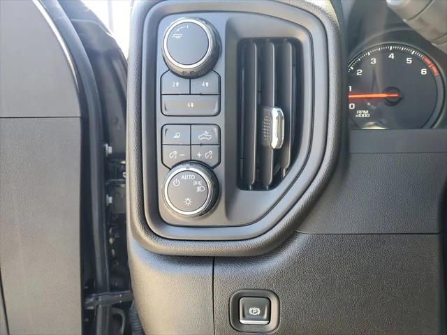 2025 Chevrolet Silverado 2500HD 4WD Crew Cab Standard Bed Custom