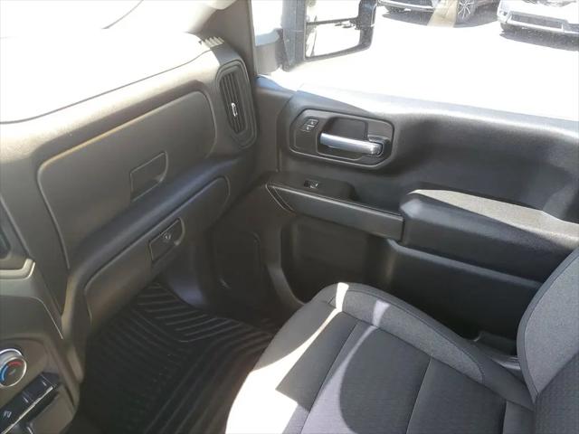 2025 Chevrolet Silverado 2500HD 4WD Crew Cab Standard Bed Custom